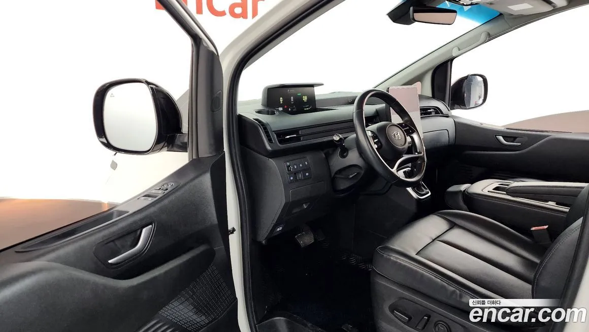 Hyundai Staria 2023 из KR, фото 10