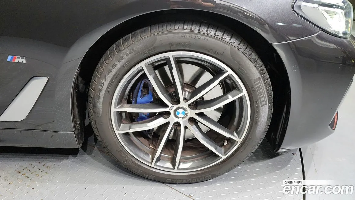 BMW 5-Series 2023 из KR, фото 5