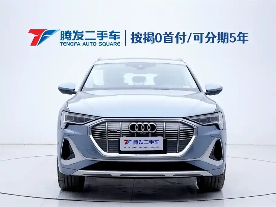 Audi e-tron 2025 из CN, фото 2