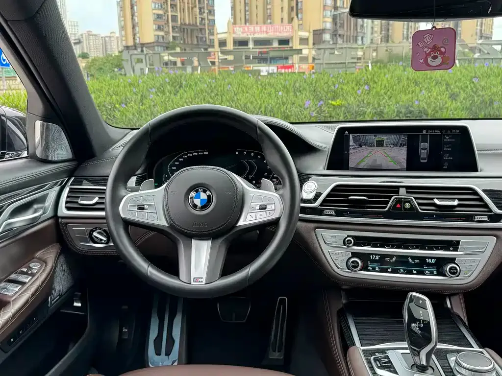 BMW 7 Series 2021 из CN, фото 10