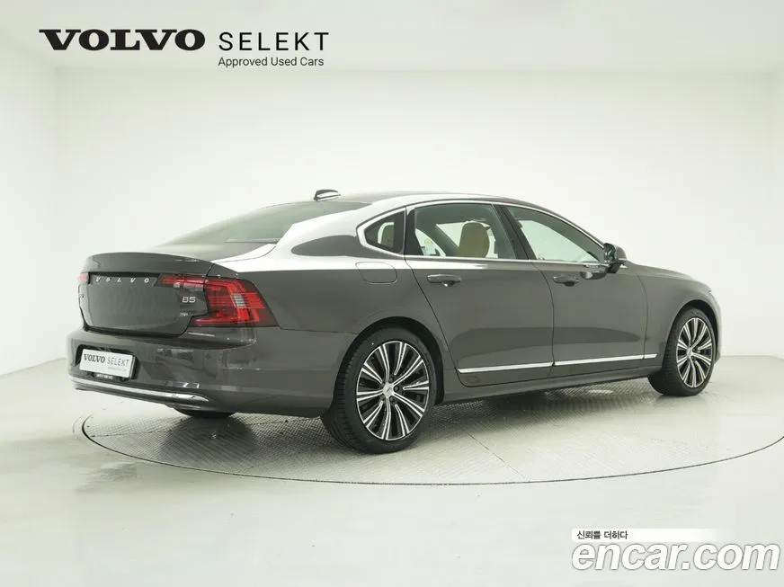 Volvo S90 2024 из KR, фото 2