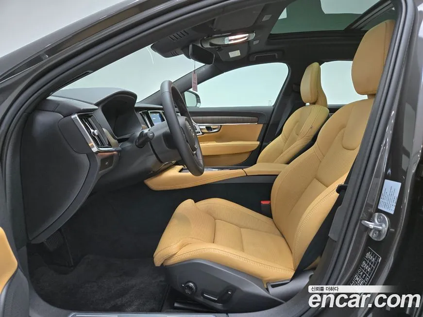 Volvo S90 2024 из KR, фото 8