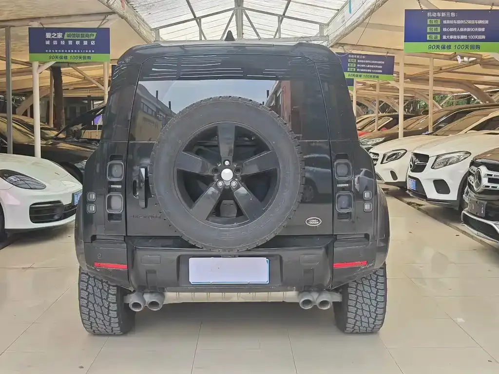 Land Rover Defender — фото 3