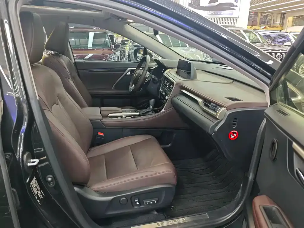 Lexus RX 2022 из CN, фото 7