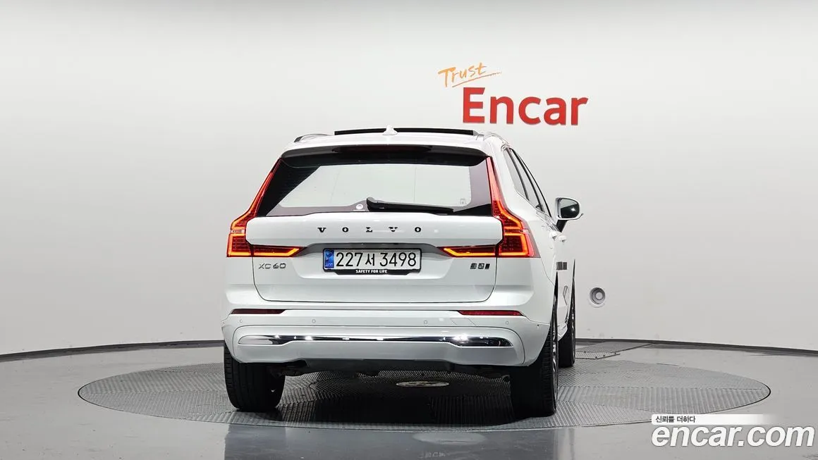 Volvo XC60 2024 из KR, фото 4