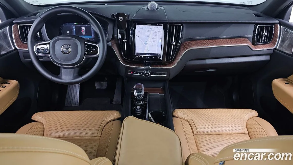 Volvo XC60 2024 из KR, фото 7