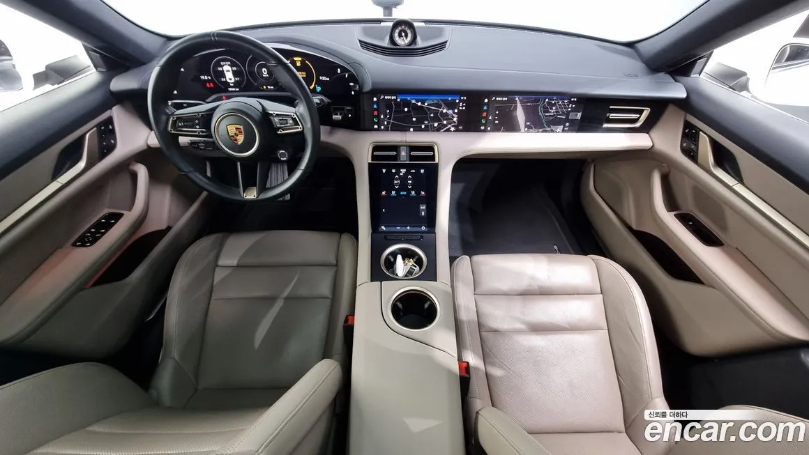 Porsche Taycan 2021 из KR, фото 7