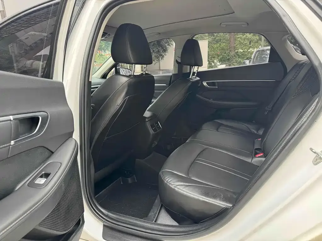 Hyundai Sonata 2021 из CN, фото 7