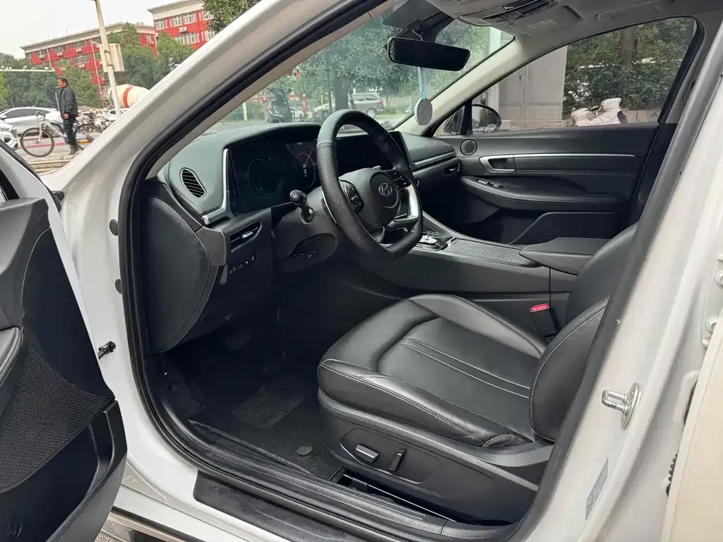 Hyundai Sonata 2021 из CN, фото 8