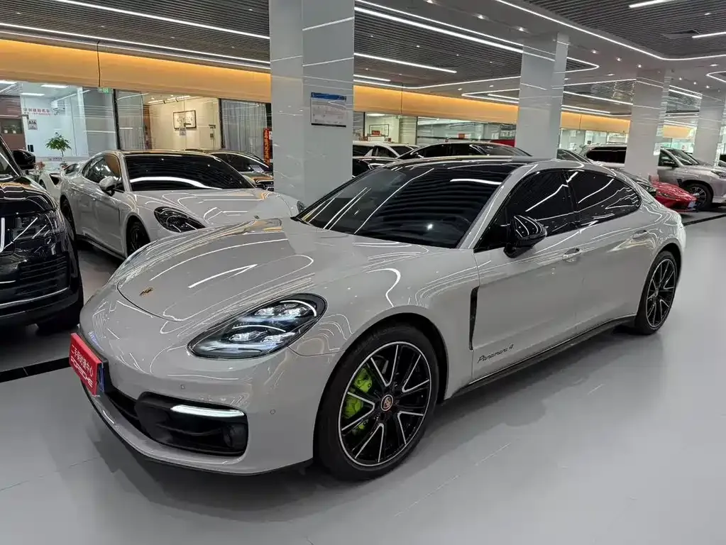 Porsche Panamera 2023 из CN, фото 1