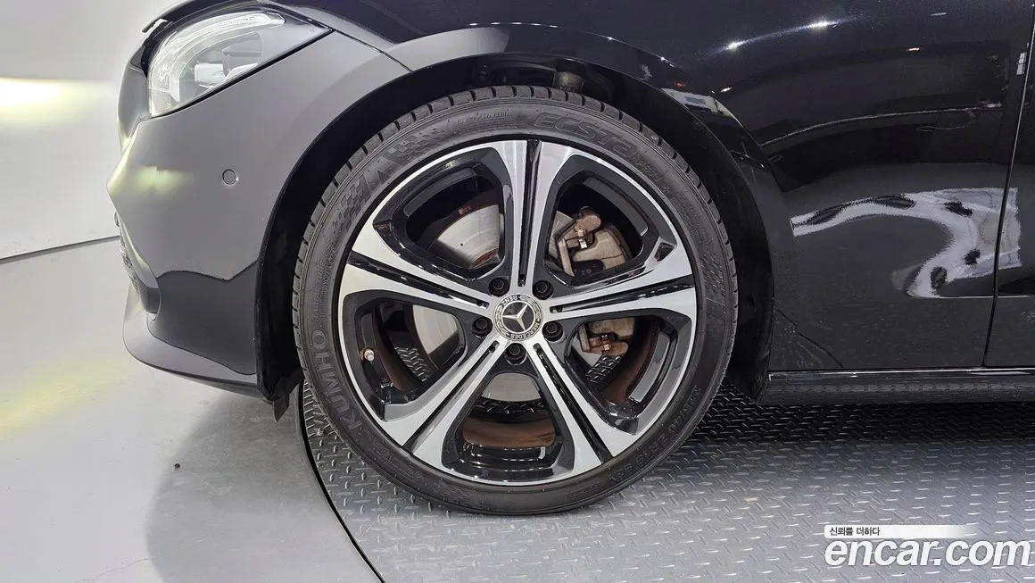 Mercedes-Benz C-Class 2024 из KR, фото 5