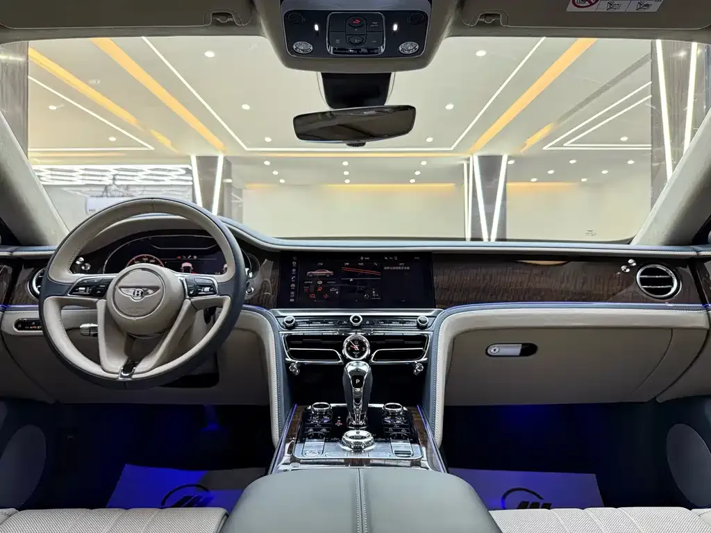 Bentley Flying Spur 2021 из CN, фото 10