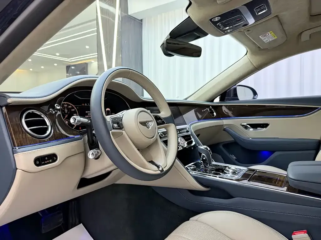 Bentley Flying Spur 2021 из CN, фото 5