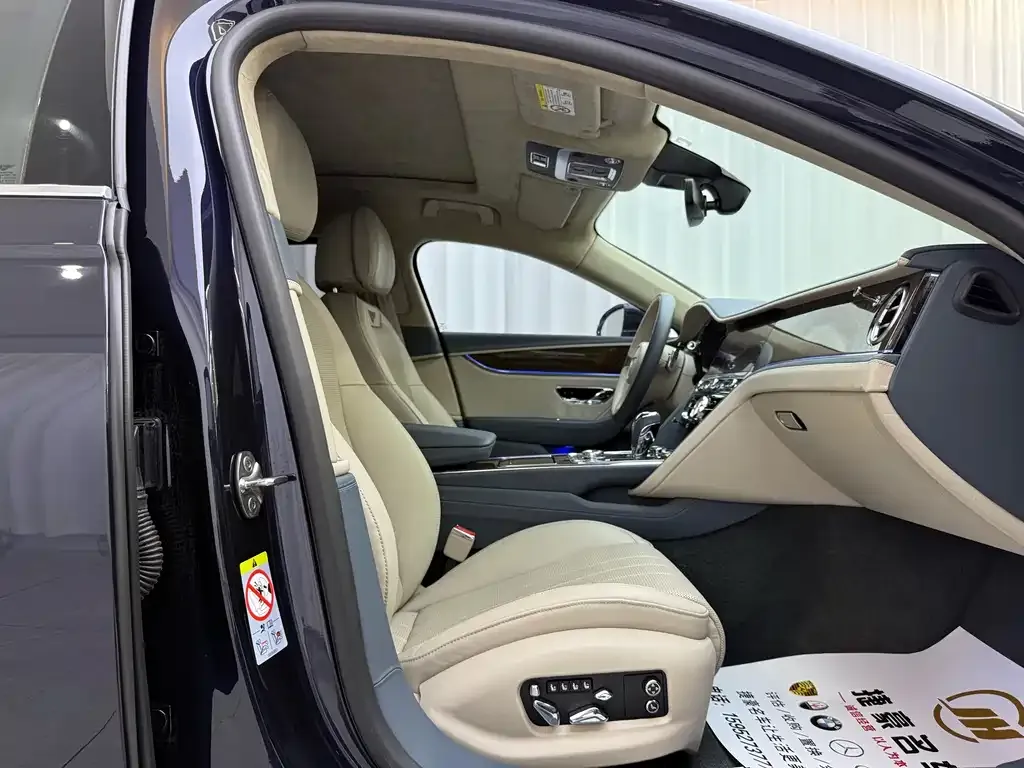 Bentley Flying Spur 2021 из CN, фото 7