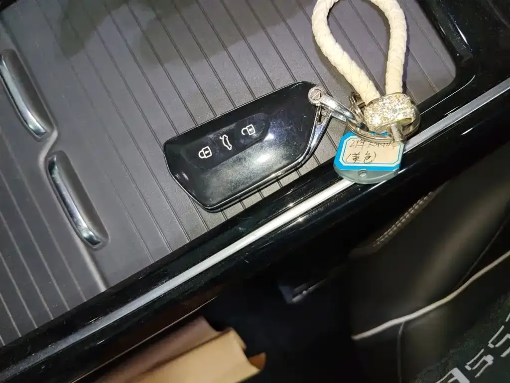 Volkswagen ID.4 X 2021 из CN, фото 9