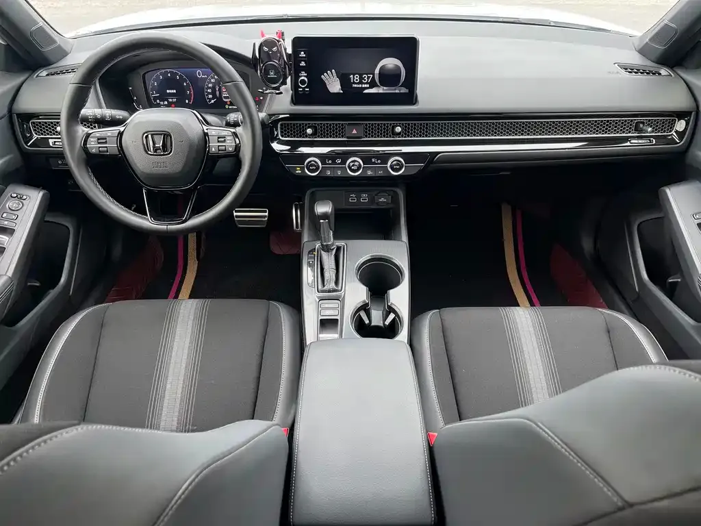Honda Civic — фото 4