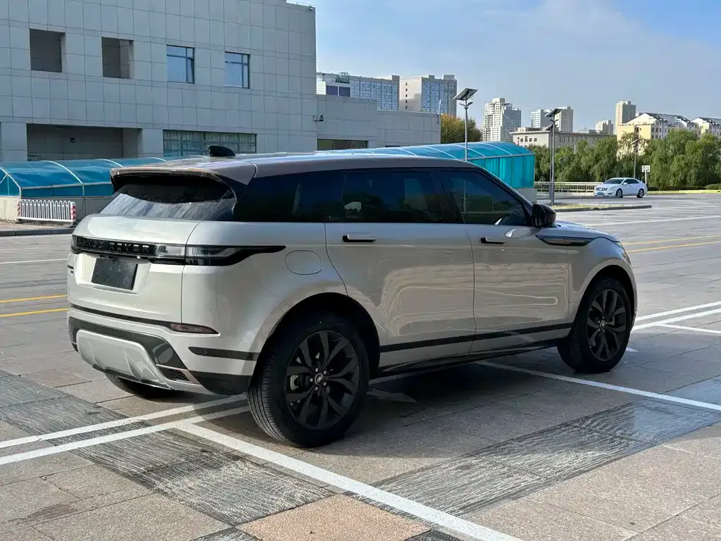 Land Rover Evoque 2024 из CN, фото 9