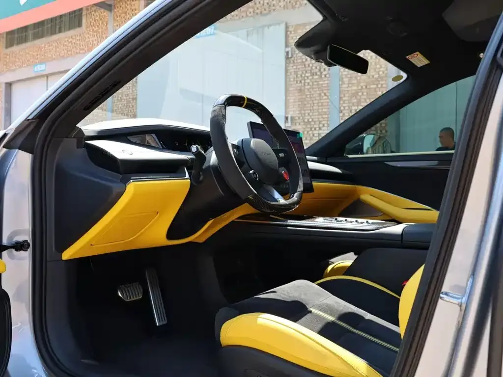 Xiaomi SU7 Ultra 2025 из CN, фото 8