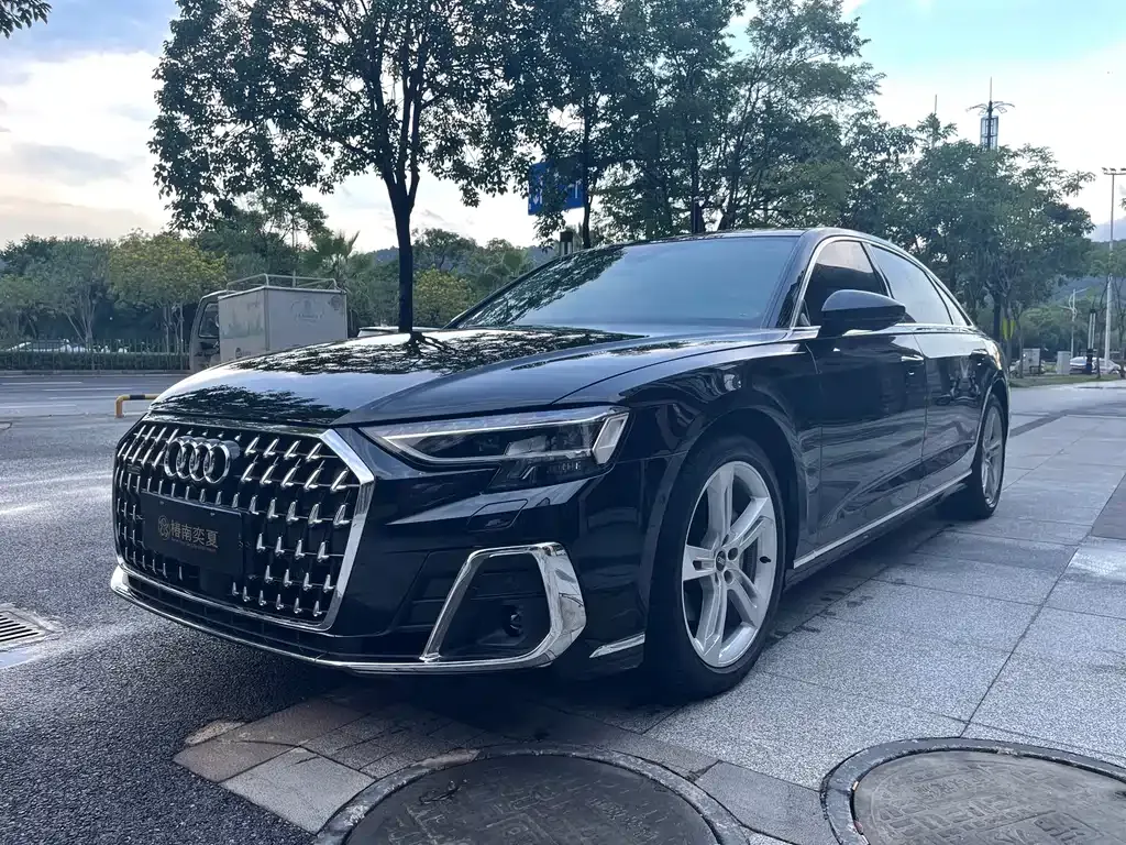 Audi A8 2023 из CN, фото 1