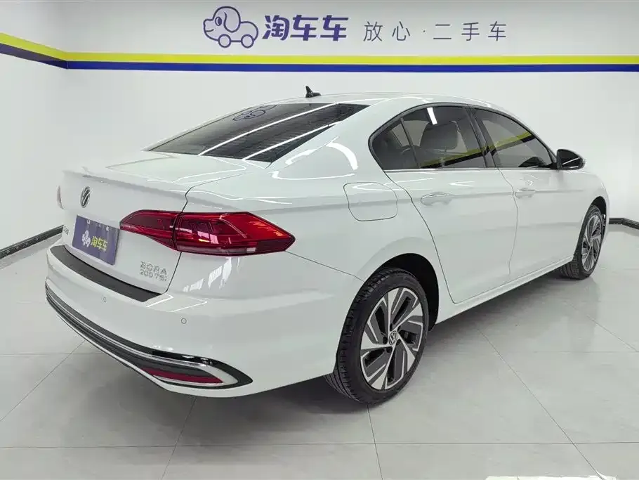 Volkswagen Bora 2023 из CN, фото 3