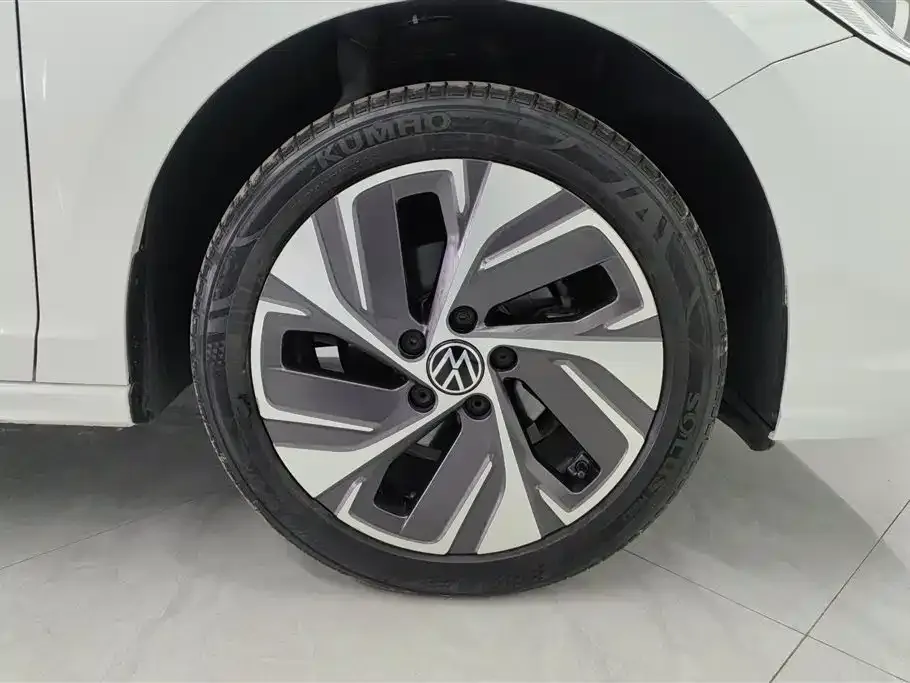 Volkswagen Bora 2023 из CN, фото 6