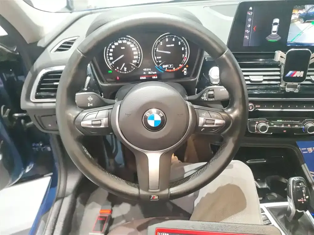 BMW 1 Series 2021 из CN, фото 3