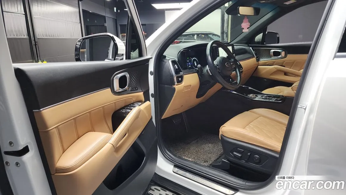 Kia Sorento — фото 10