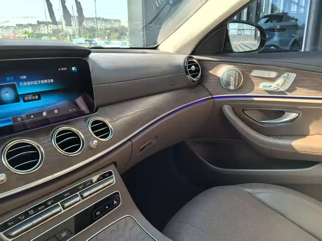 Mercedes-Benz E-Class 2023 из CN, фото 10