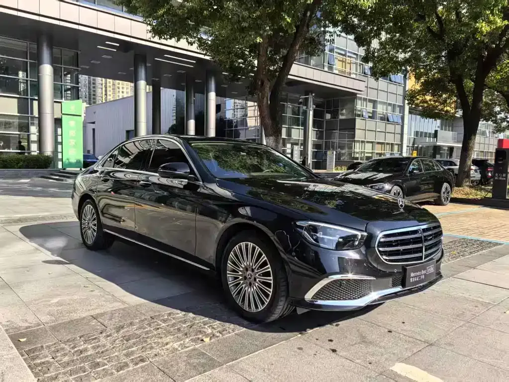 Mercedes-Benz E-Class 2023 из CN, фото 3