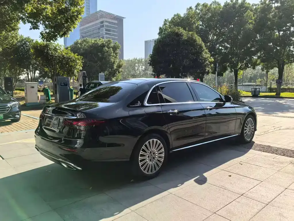 Mercedes-Benz E-Class 2023 из CN, фото 7