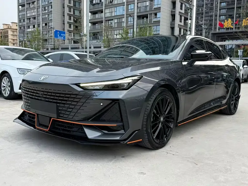 Changan UNI-V 2023 из CN, фото 1