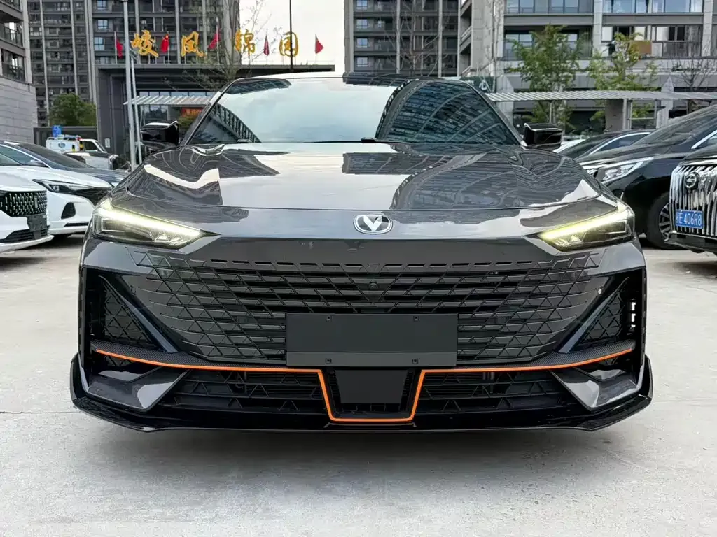 Changan UNI-V 2023 из CN, фото 2