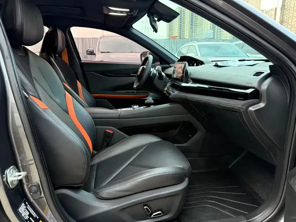 Changan UNI-V 2023 из CN, фото 8