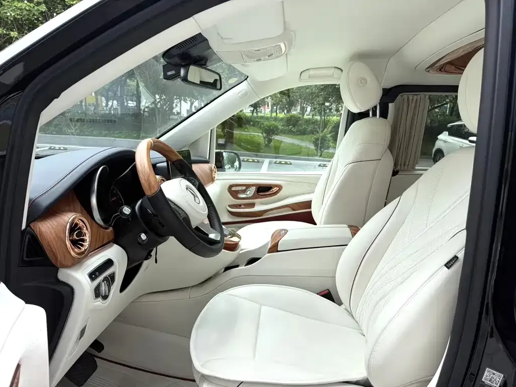 Mercedes-Benz V-Class 2022 из CN, фото 3