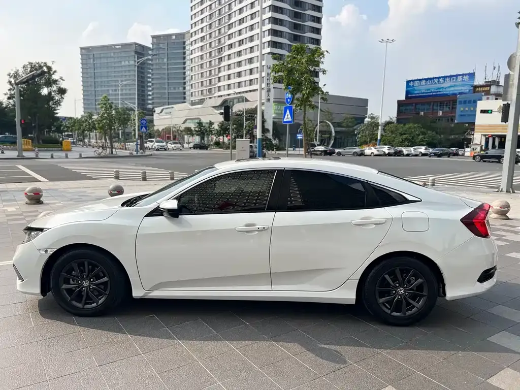 Honda Civic 2021 из CN, фото 9