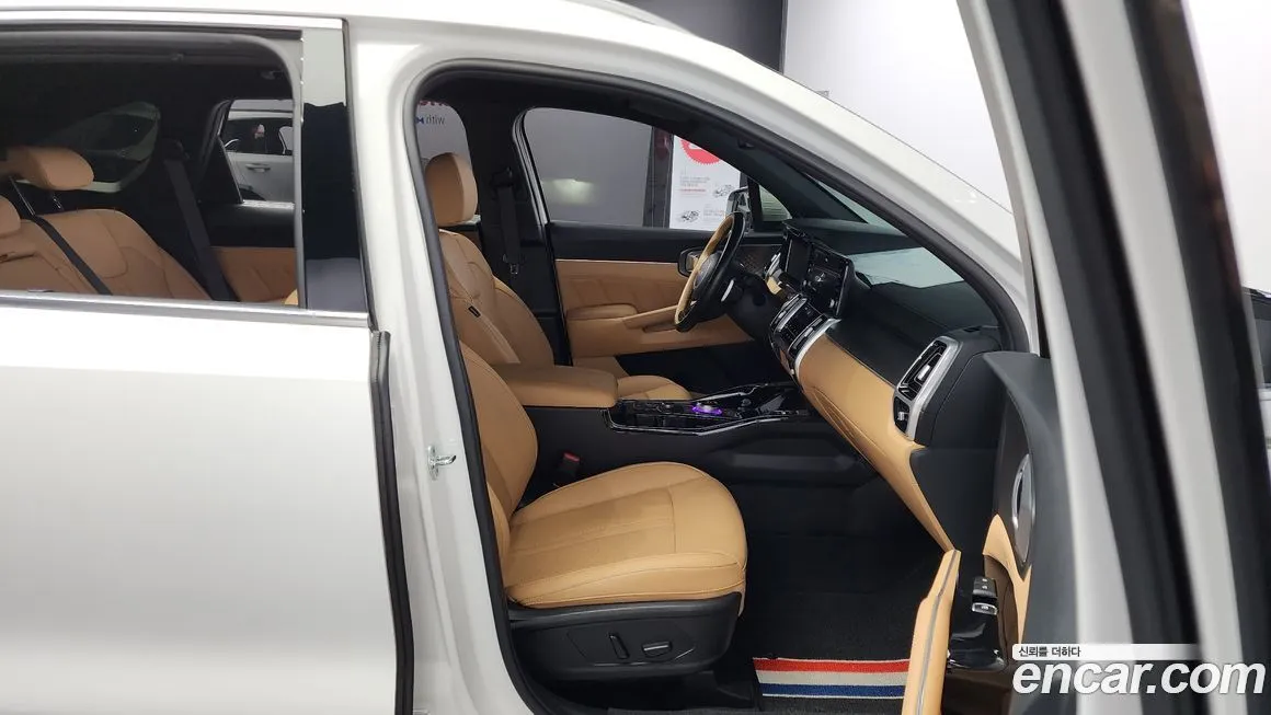 Kia Sorento — фото 10