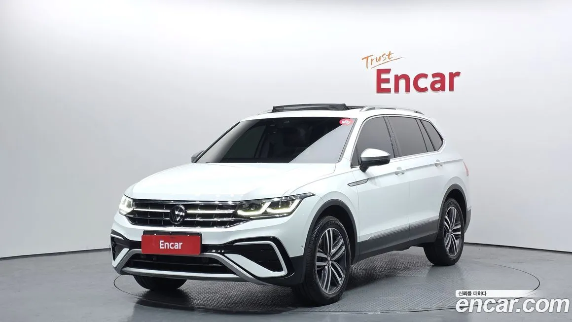 Volkswagen Tiguan — фото 1