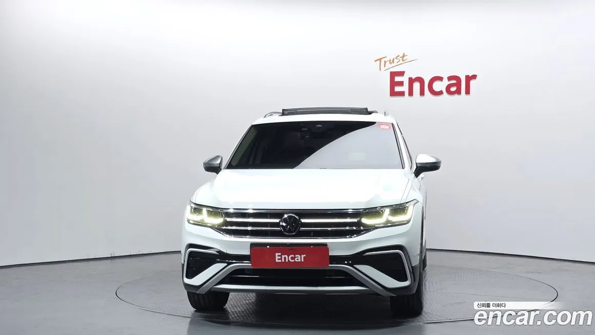 Volkswagen Tiguan — фото 3