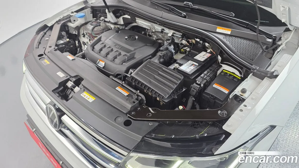 Volkswagen Tiguan — фото 6