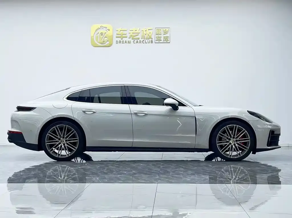 Porsche Panamera 2024 из CN, фото 7