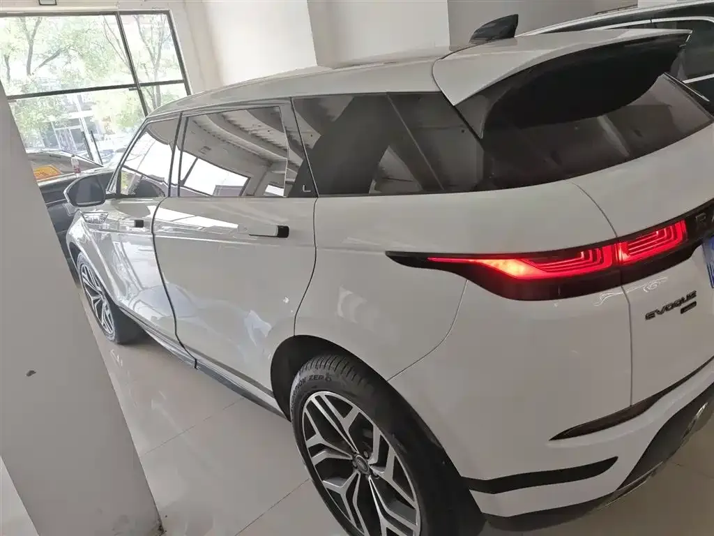 Land Rover Evoque 2024 из CN, фото 5