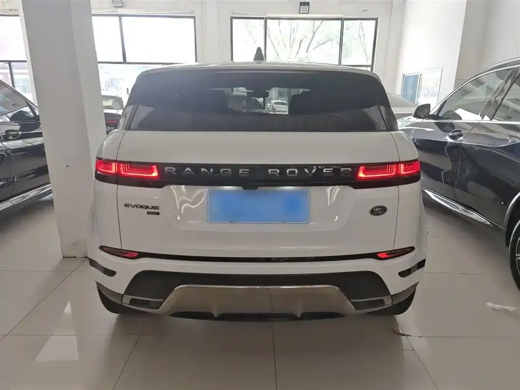 Land Rover Evoque 2024 из CN, фото 6