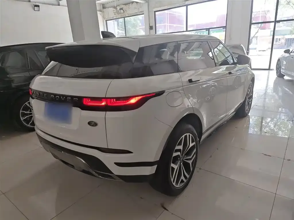 Land Rover Evoque 2024 из CN, фото 7