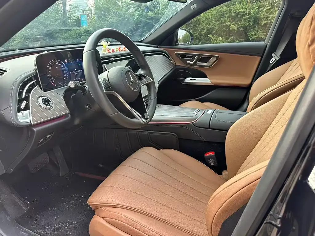 Mercedes-Benz E-Class 2024 из CN, фото 3