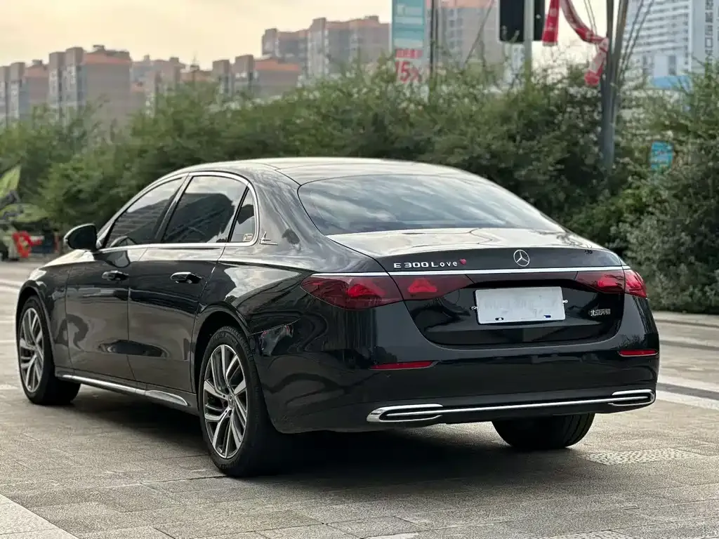 Mercedes-Benz E-Class 2024 из CN, фото 8