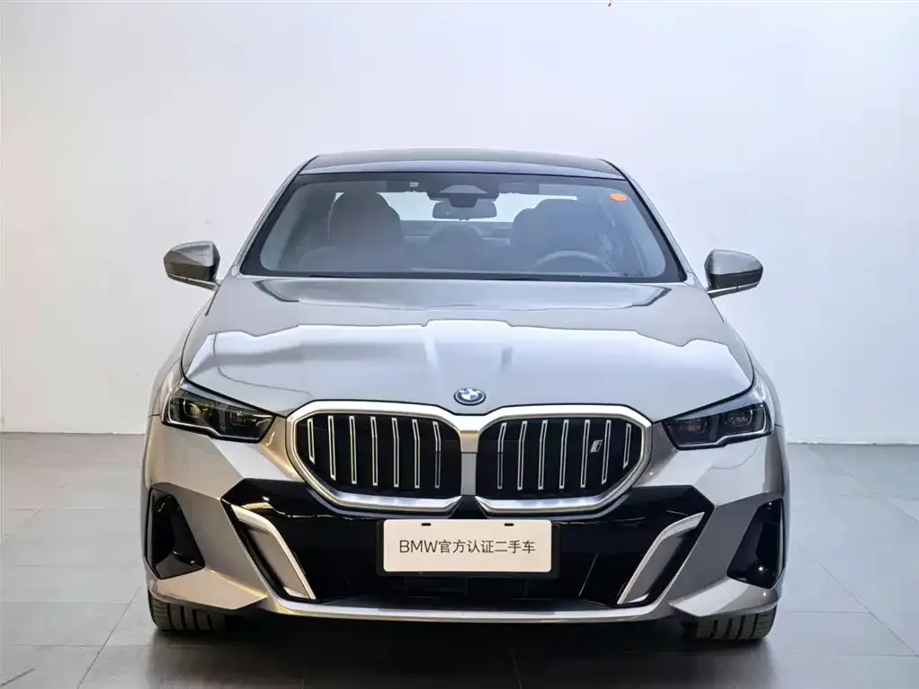 BMW i5 2024 из CN, фото 2