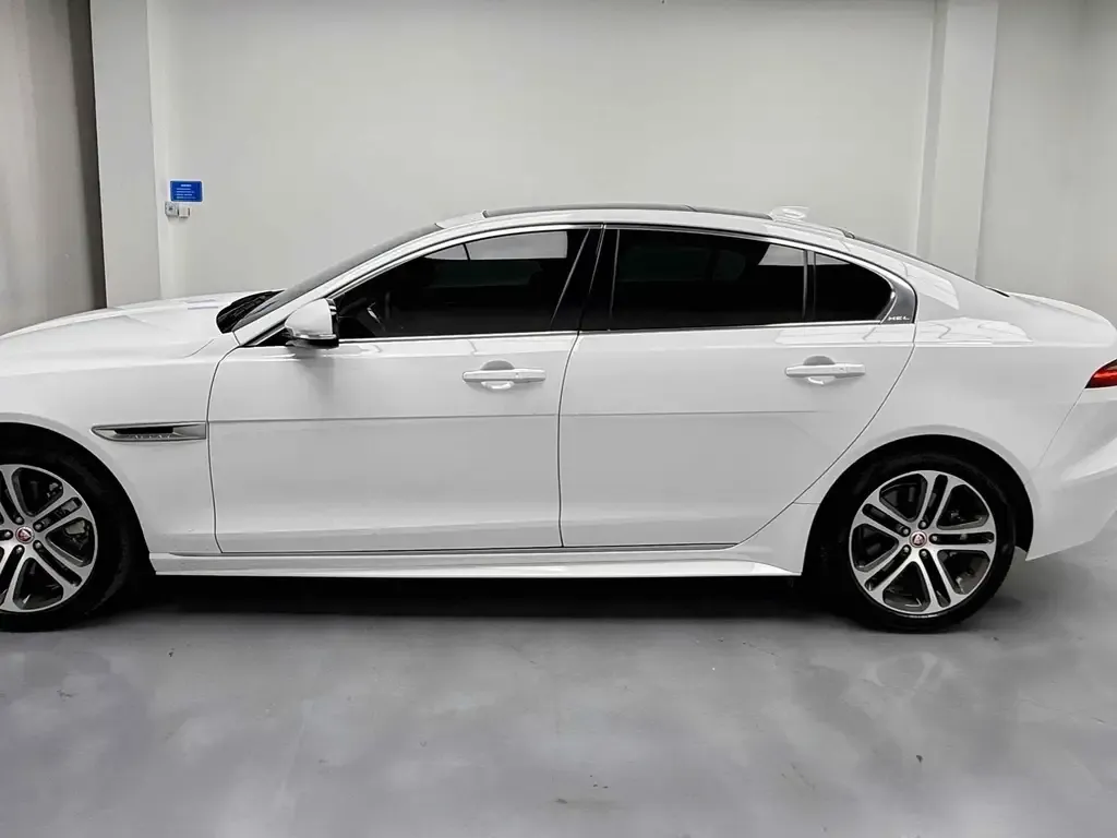Jaguar XEL 2024 из CN, фото 8