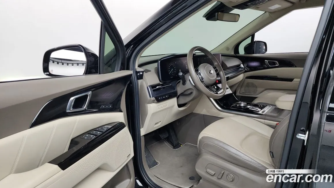 Kia Carnival — фото 10