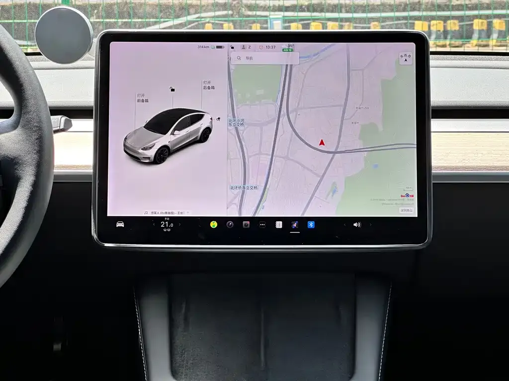Tesla Model Y — фото 6