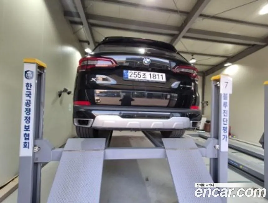BMW X5 2023 из KR, фото 2